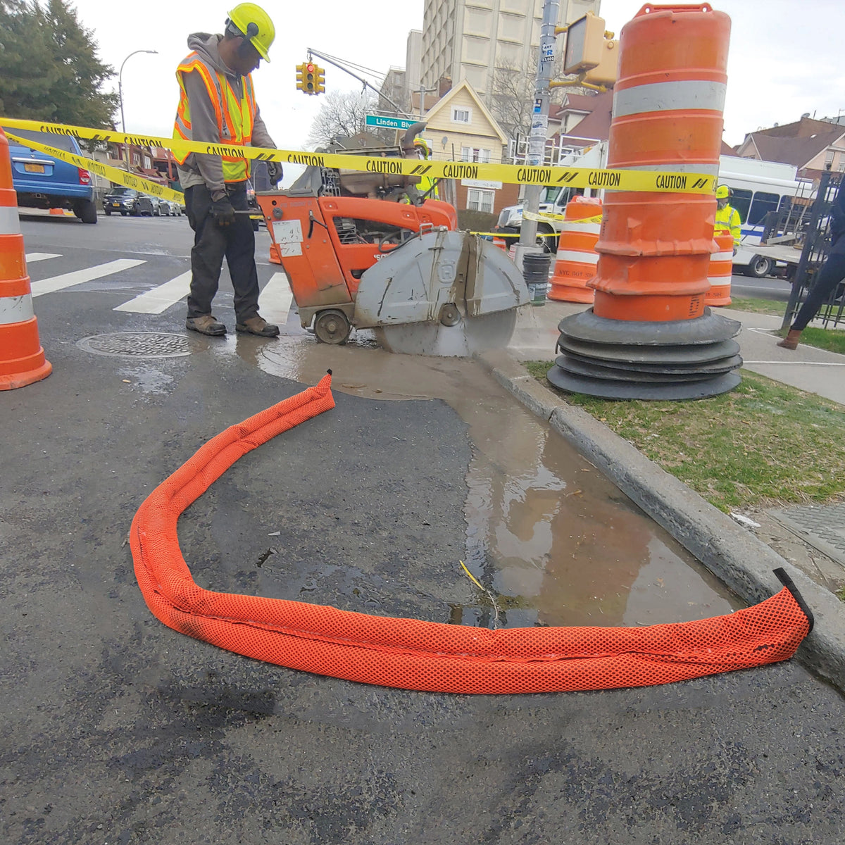 10ft Hi-Vis Barriers (3.5in high)